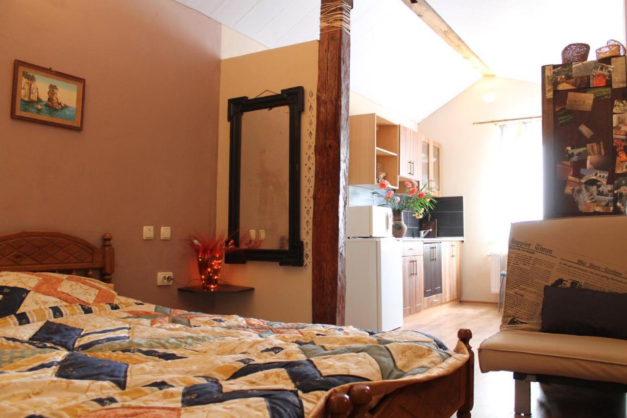 Hotel Calipso Kharkiv Eksteriør bilde